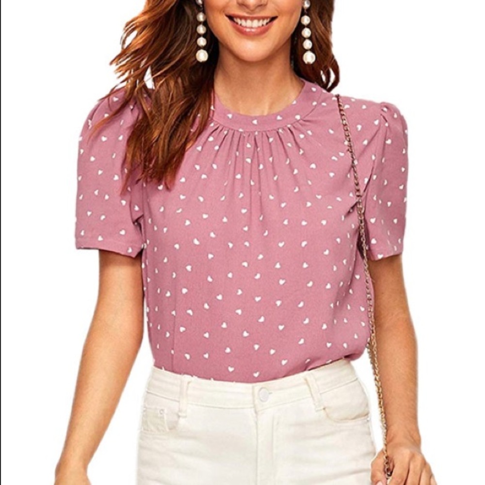 Women’s casual pleated top